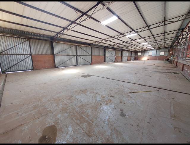 2,400M² WORKSHOP TO LET IN FAIRLEADS